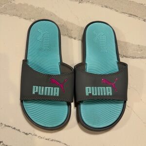 Puma gray and blue slides Size 7